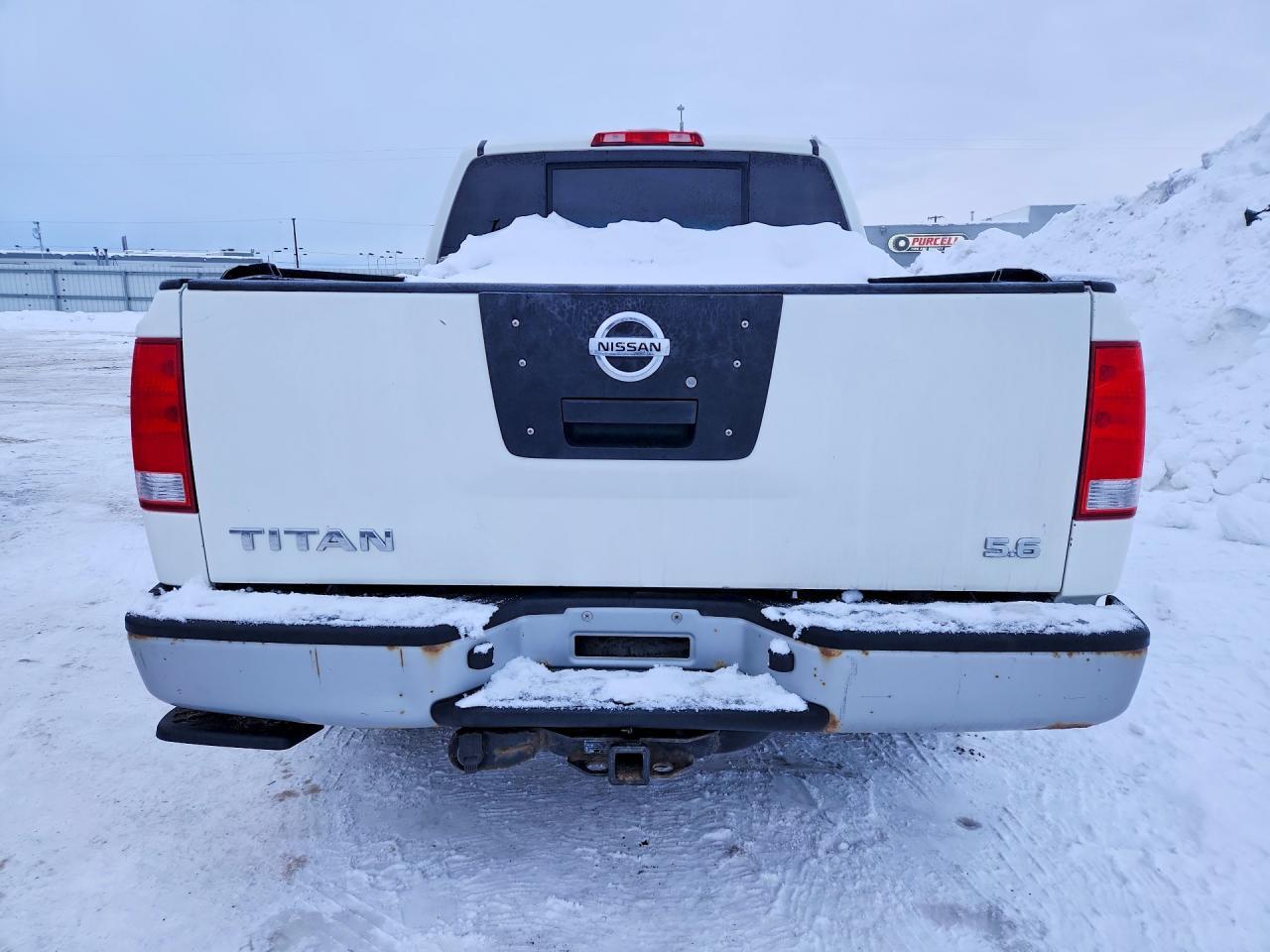 2009 Nissan Titan Xe - Image 6