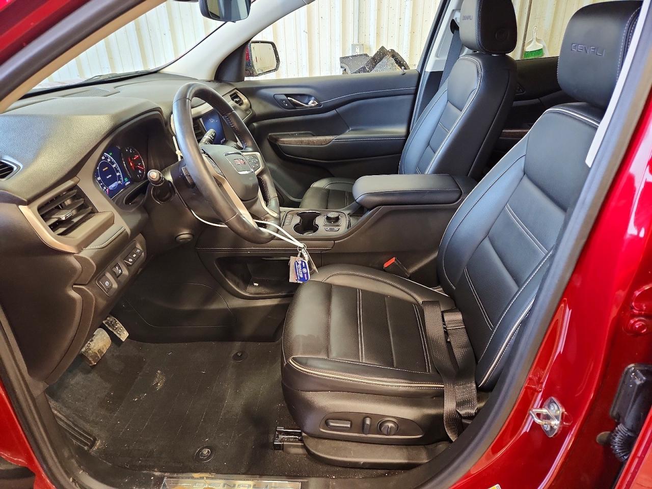 2022 GMC Acadia Denali - Фото 7