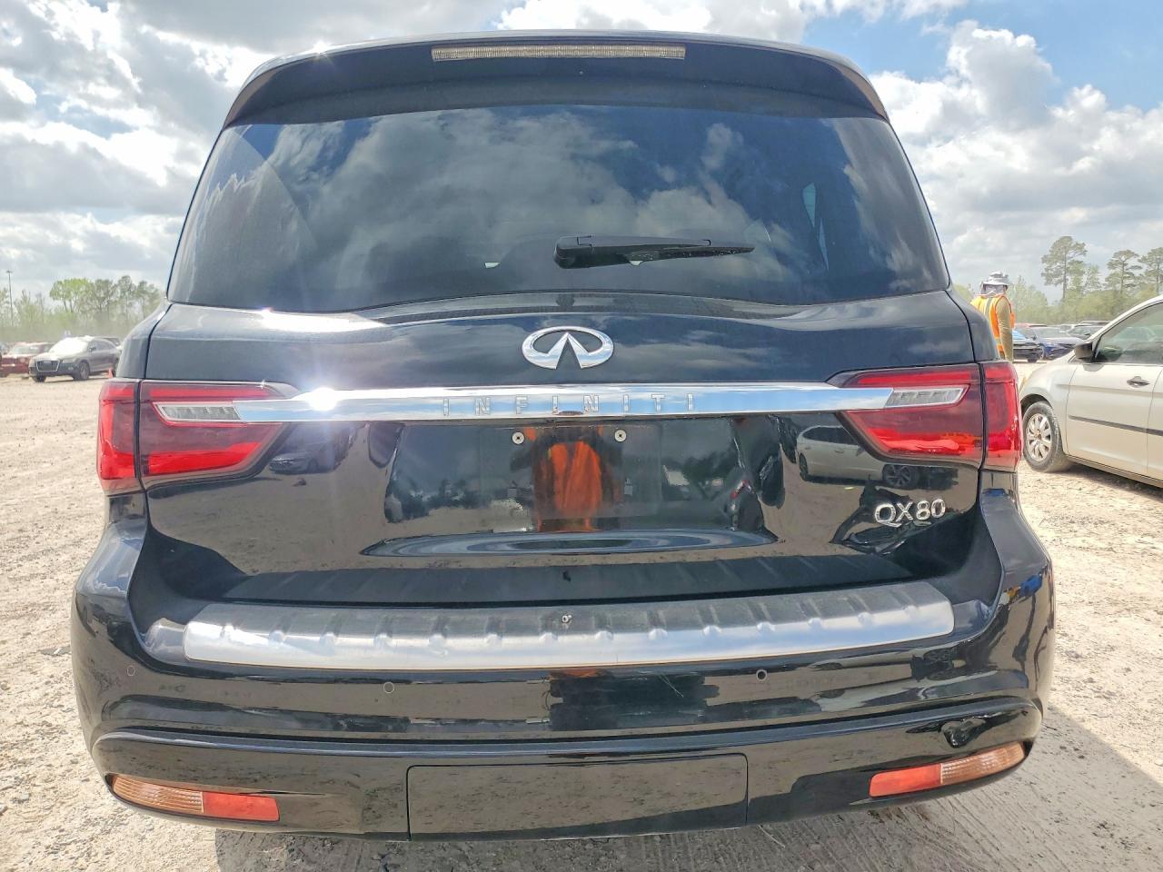 2018 Infiniti Qx80 Base - Image 6