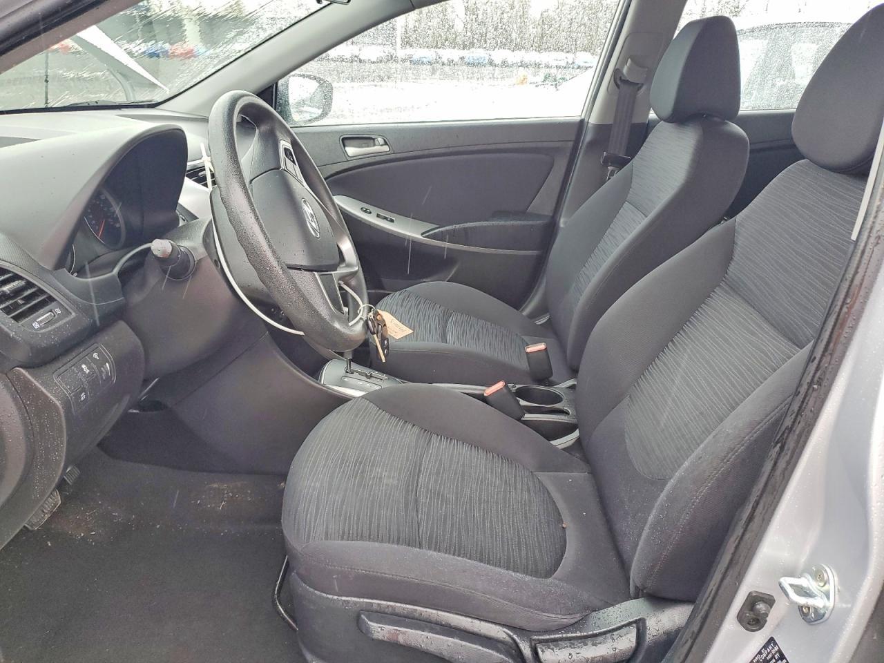 2017 Hyundai Accent Se - Фото 7