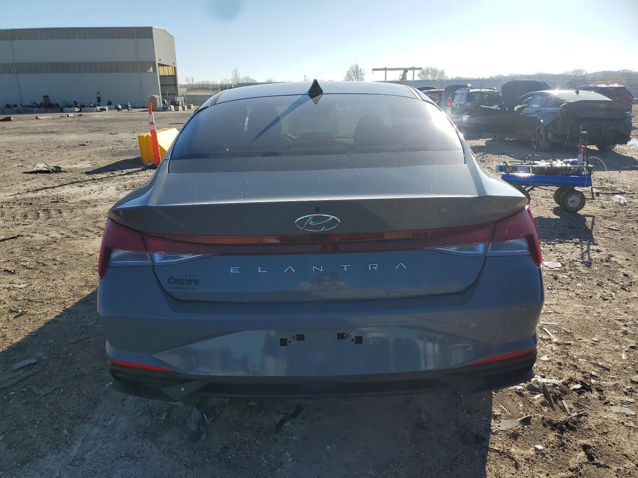 2023 Hyundai Elantra Sel - Фото 6