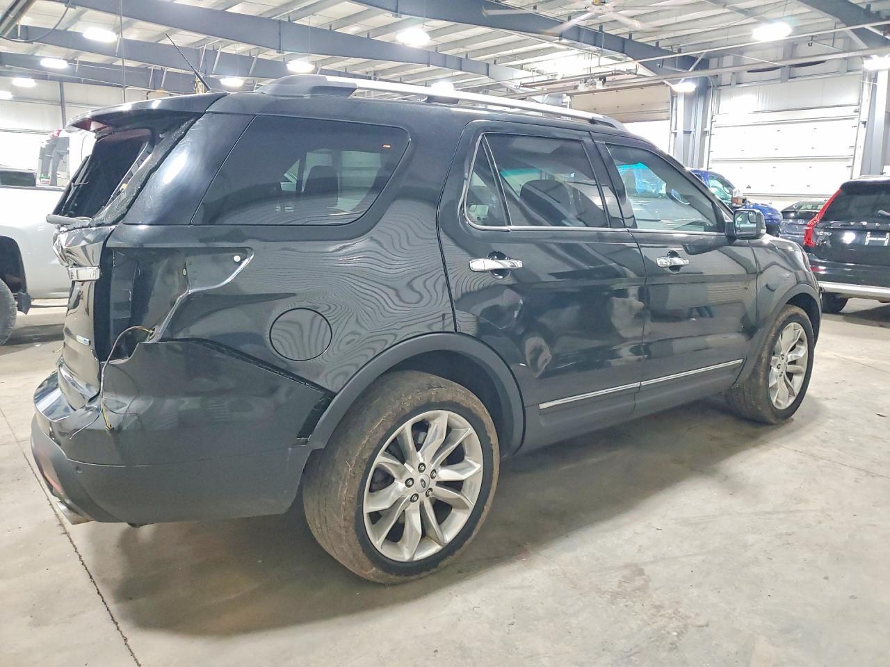2014 Ford Explorer Xlt - Фото 3