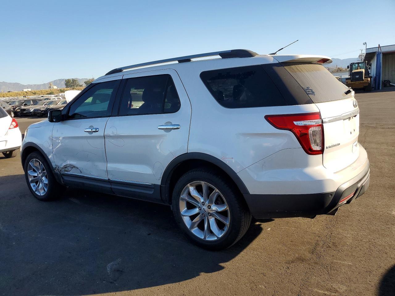 2012 Ford Explorer Limited - Image 2