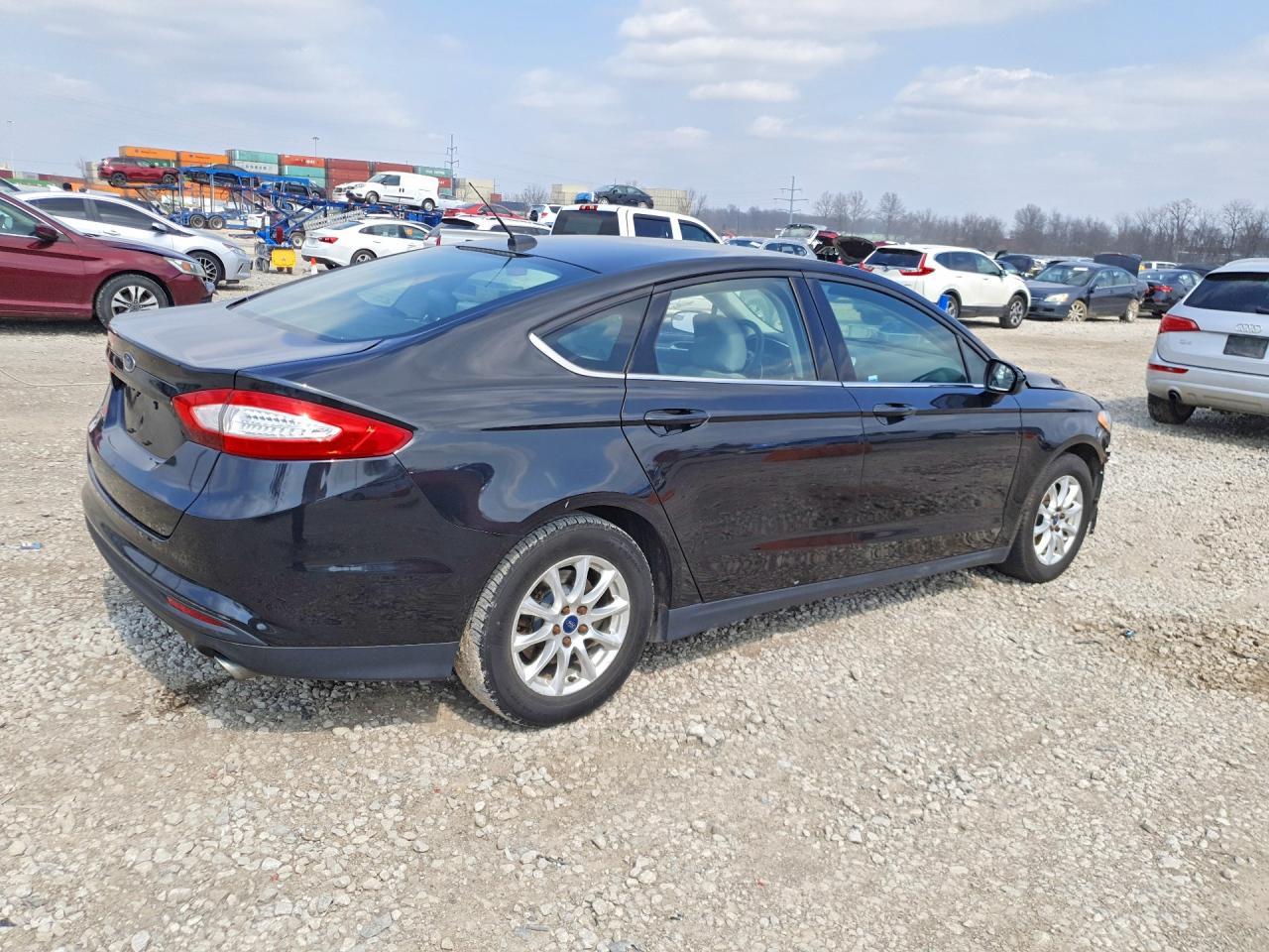 2015 Ford Fusion - Фото 3