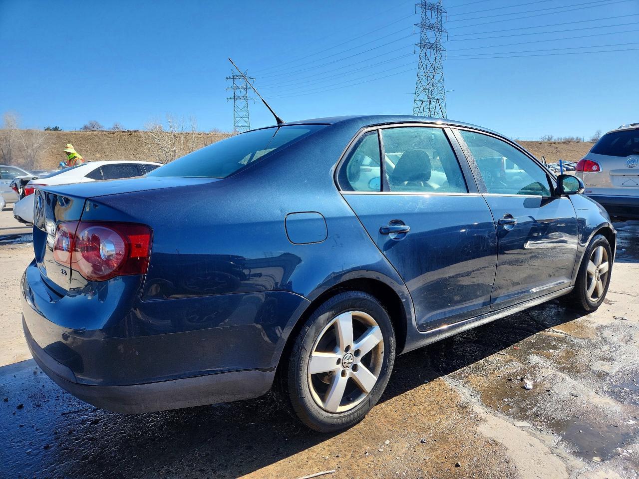 2009 Volkswagen Jetta S - Image 3