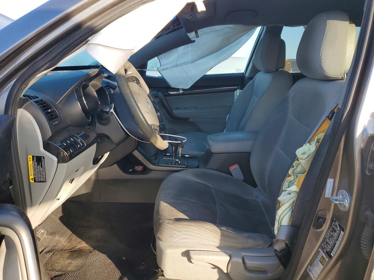 2013 Kia Sorento Lx - Image 7
