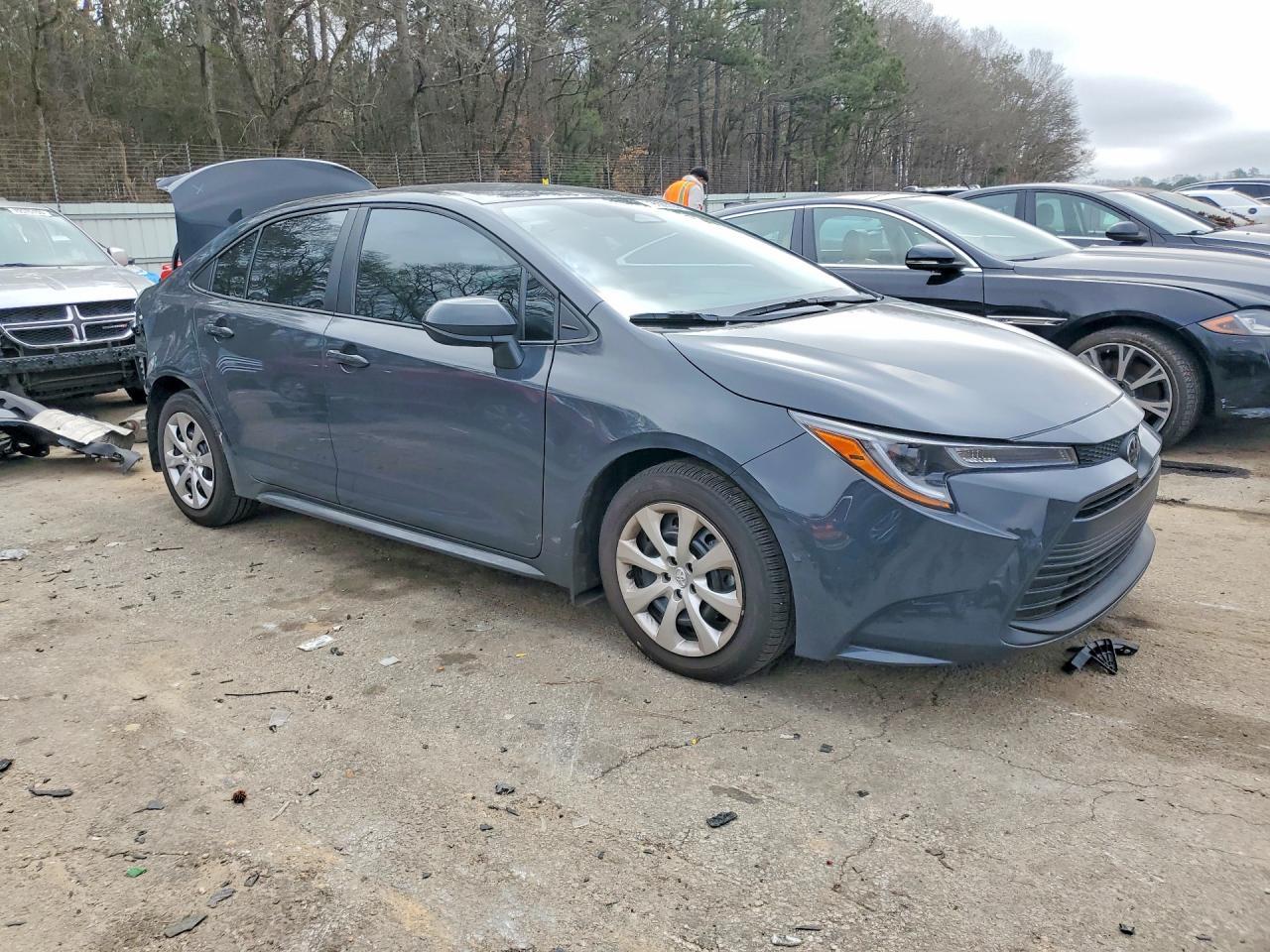 2025 Toyota Corolla Le - Image 4