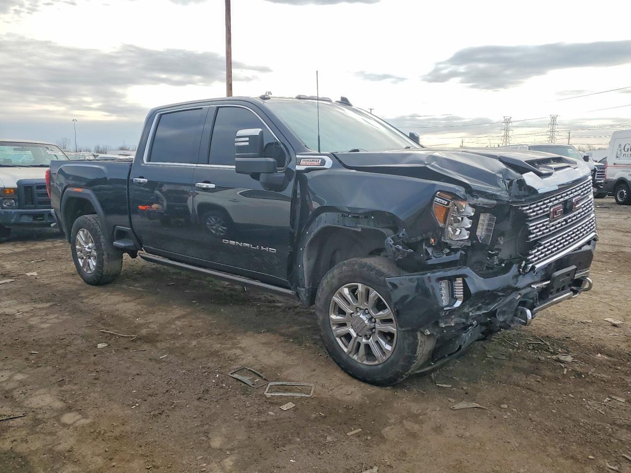 2023 GMC Sierra K2500 Denali - Image 4