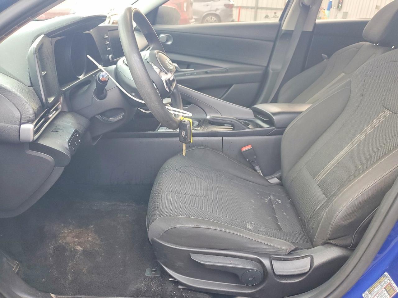 2021 Hyundai Elantra Se - Фото 7