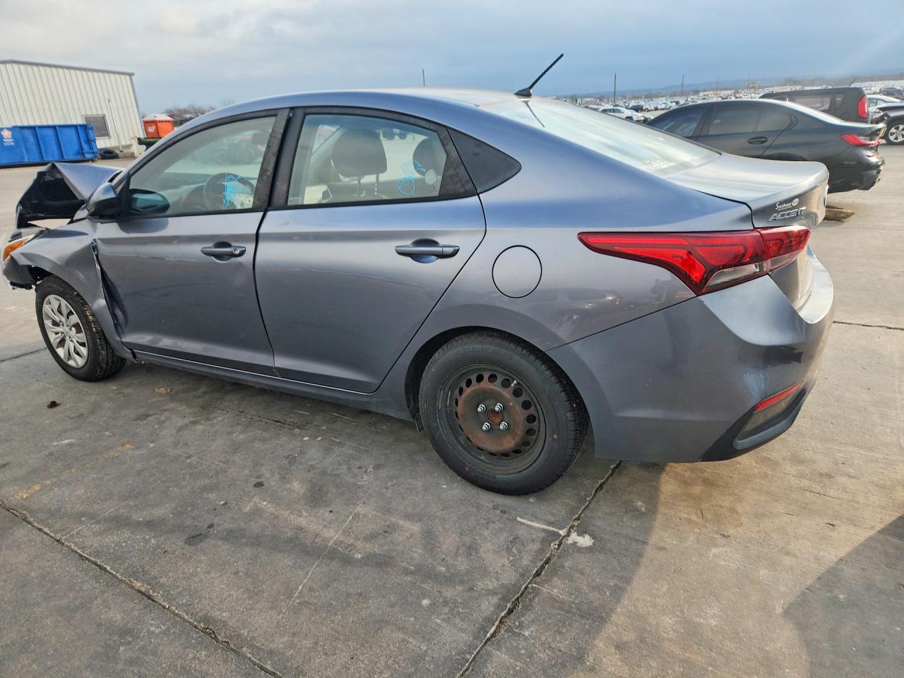 2018 Hyundai Accent - Фото 2