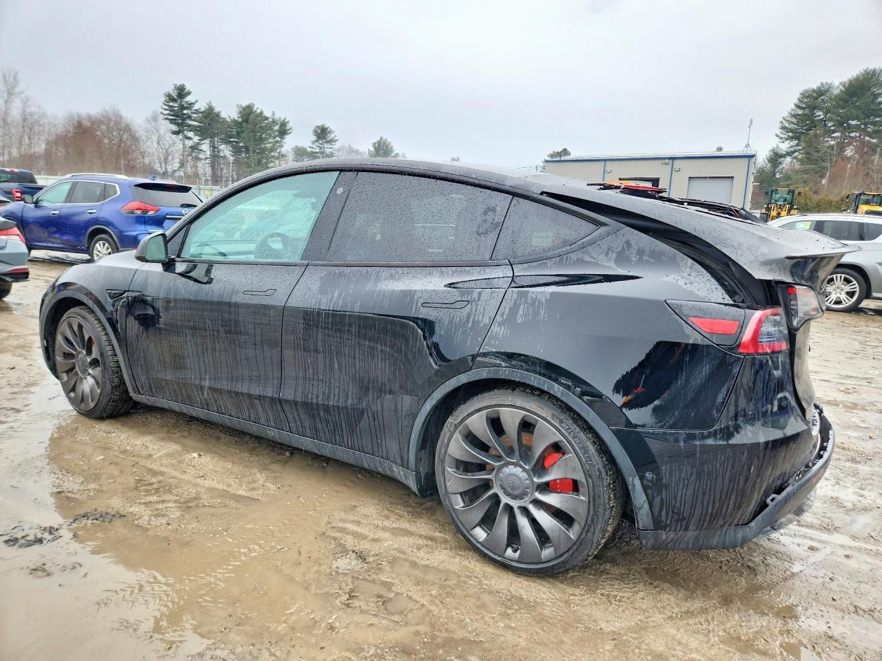 2022 Tesla Model Y - Image 2