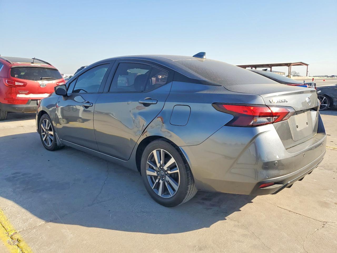 2020 Nissan Versa Sv - Фото 2