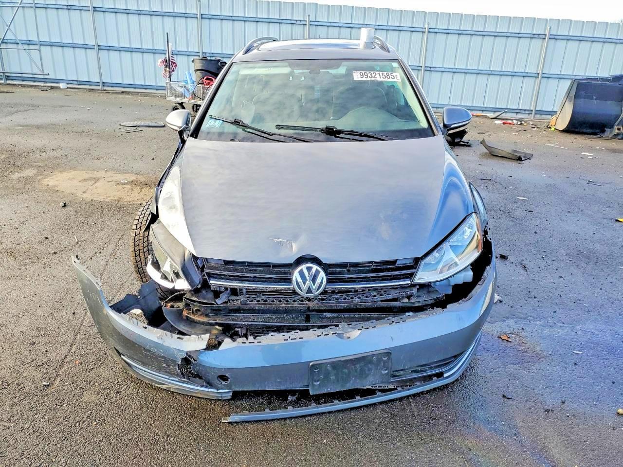 2017 Volkswagen Golf Sportwagen S - Фото 5