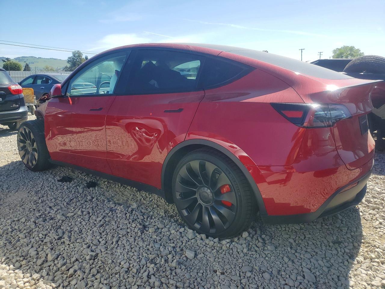 2023 Tesla Model Y - Image 2