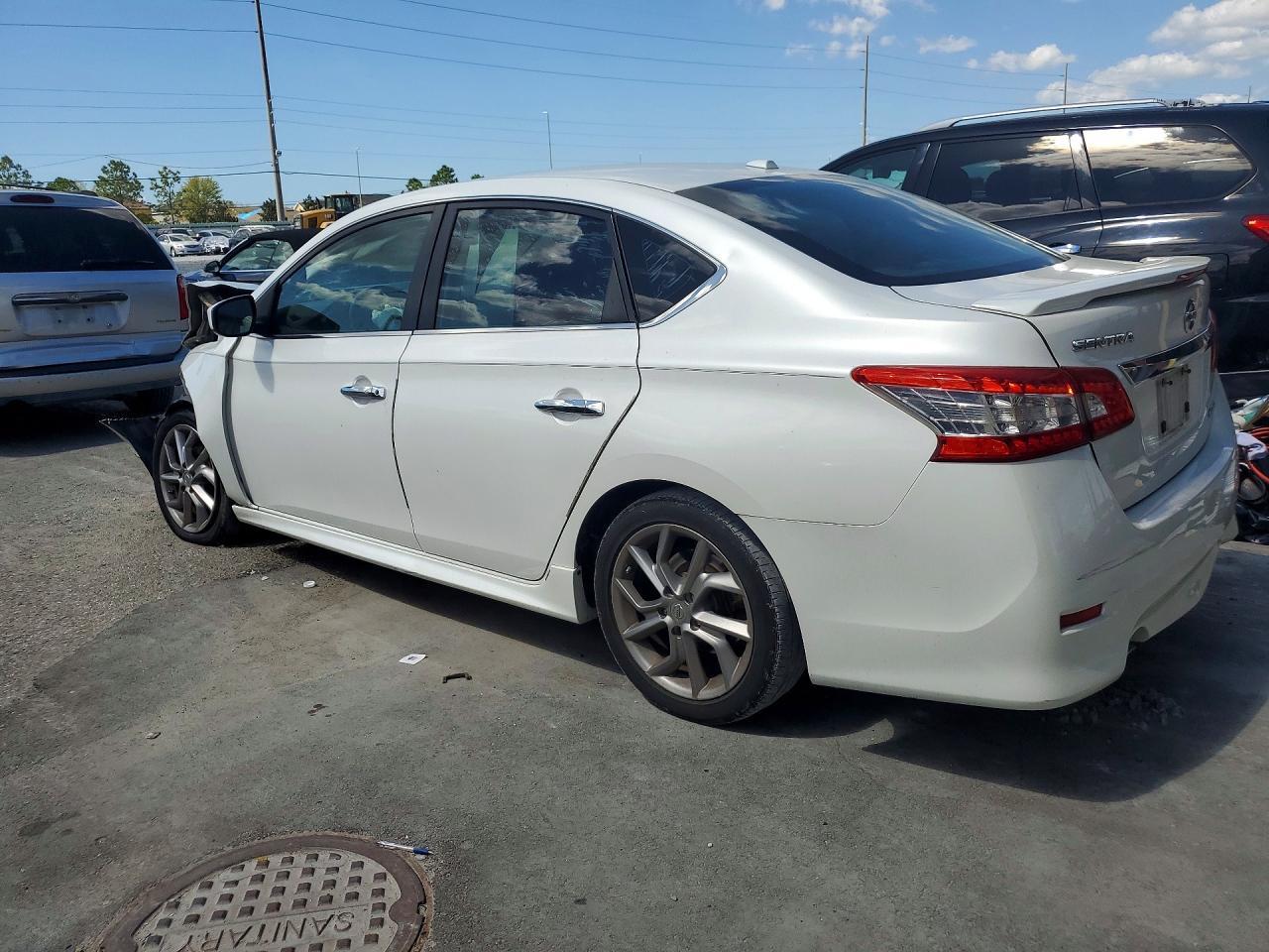 2014 Nissan Sentra Sr - Image 2