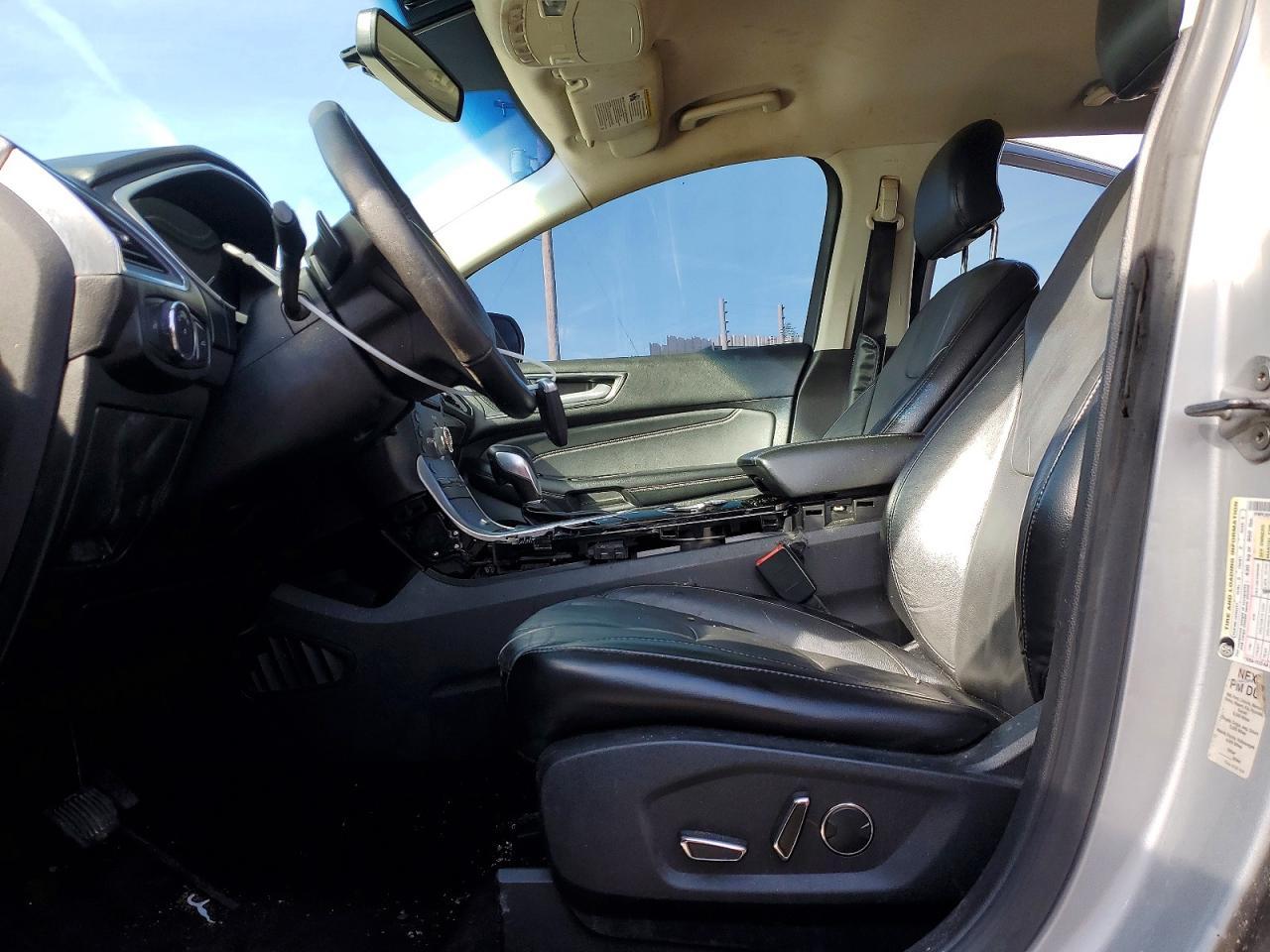 2018 Ford Edge Titanium - Image 7