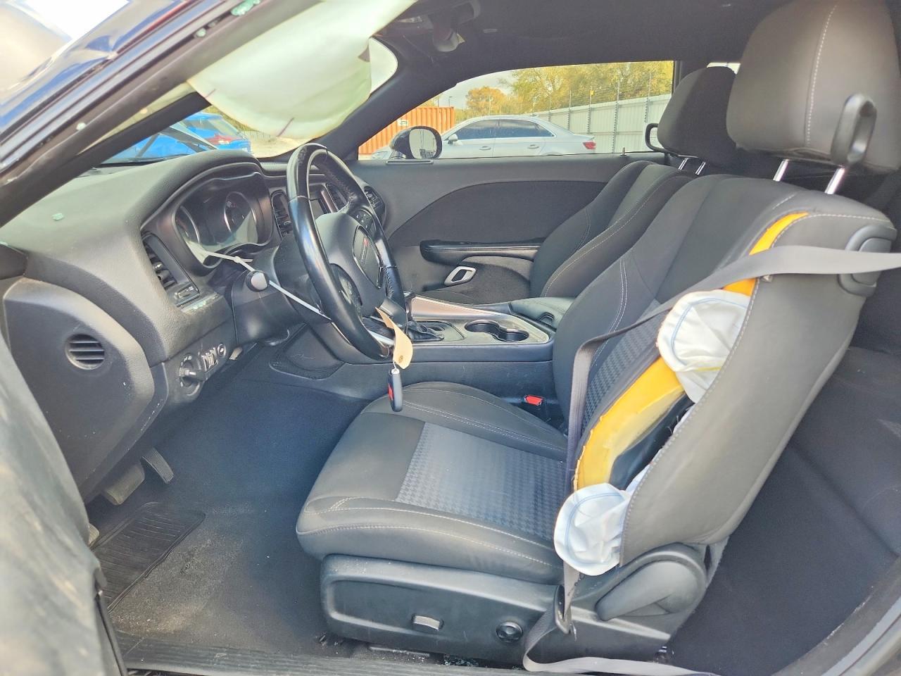 2021 Dodge Challenger Sxt - Фото 7