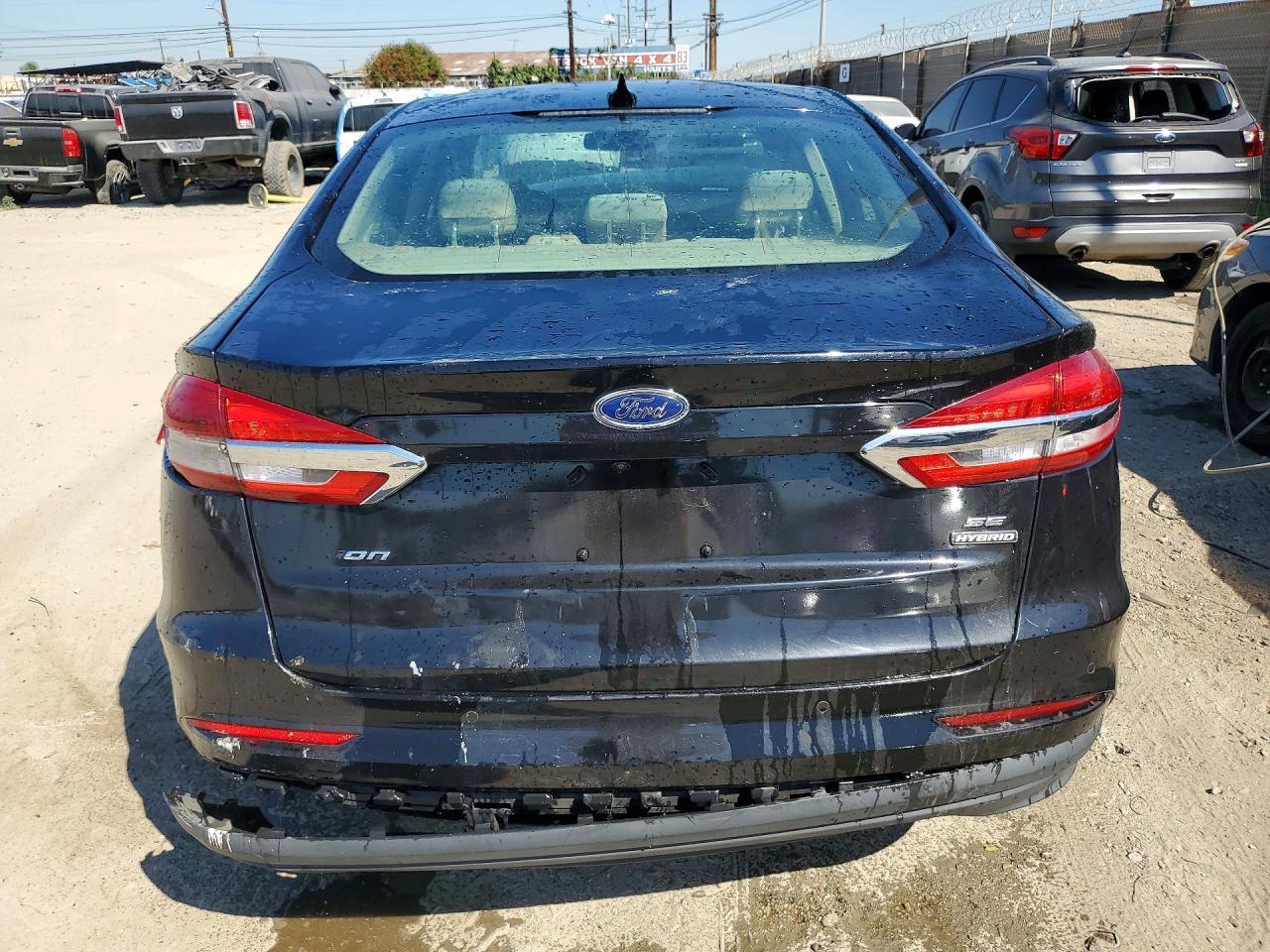 2020 Ford Fusion Se - Фото 6