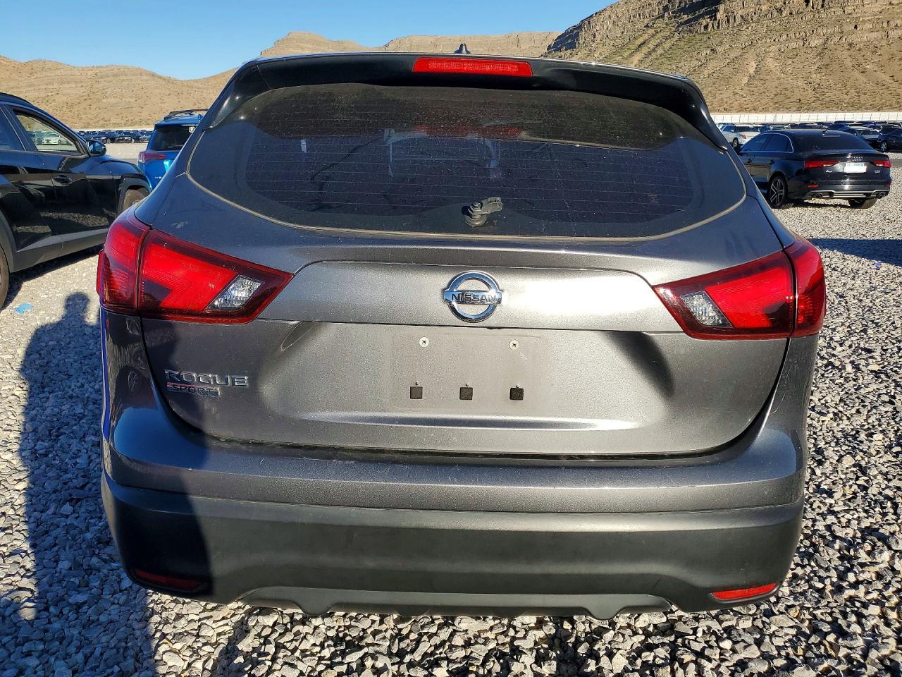 2019 Nissan Rogue Sport S - Image 6