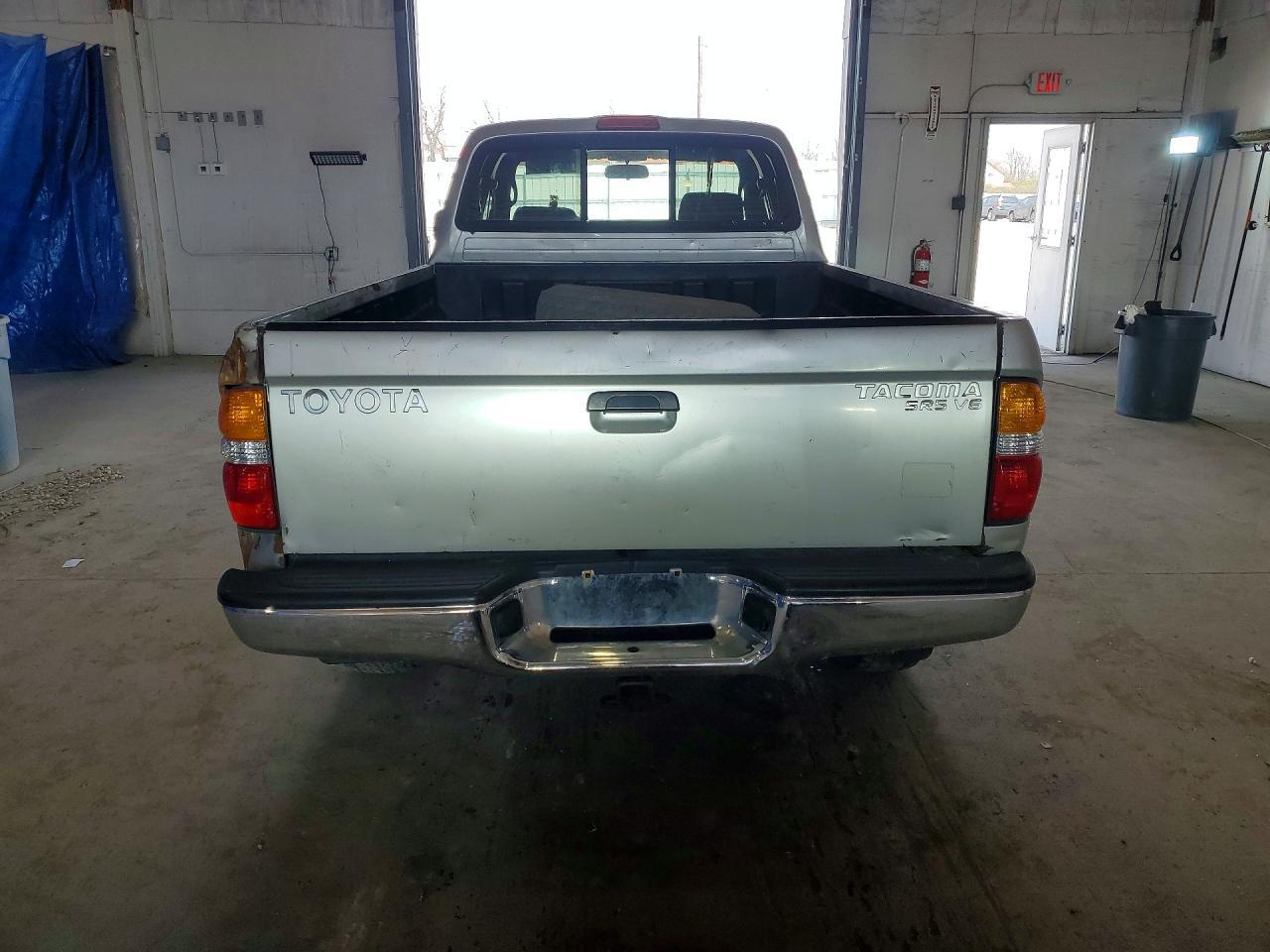 2004 Toyota Tacoma V6 - Фото 6