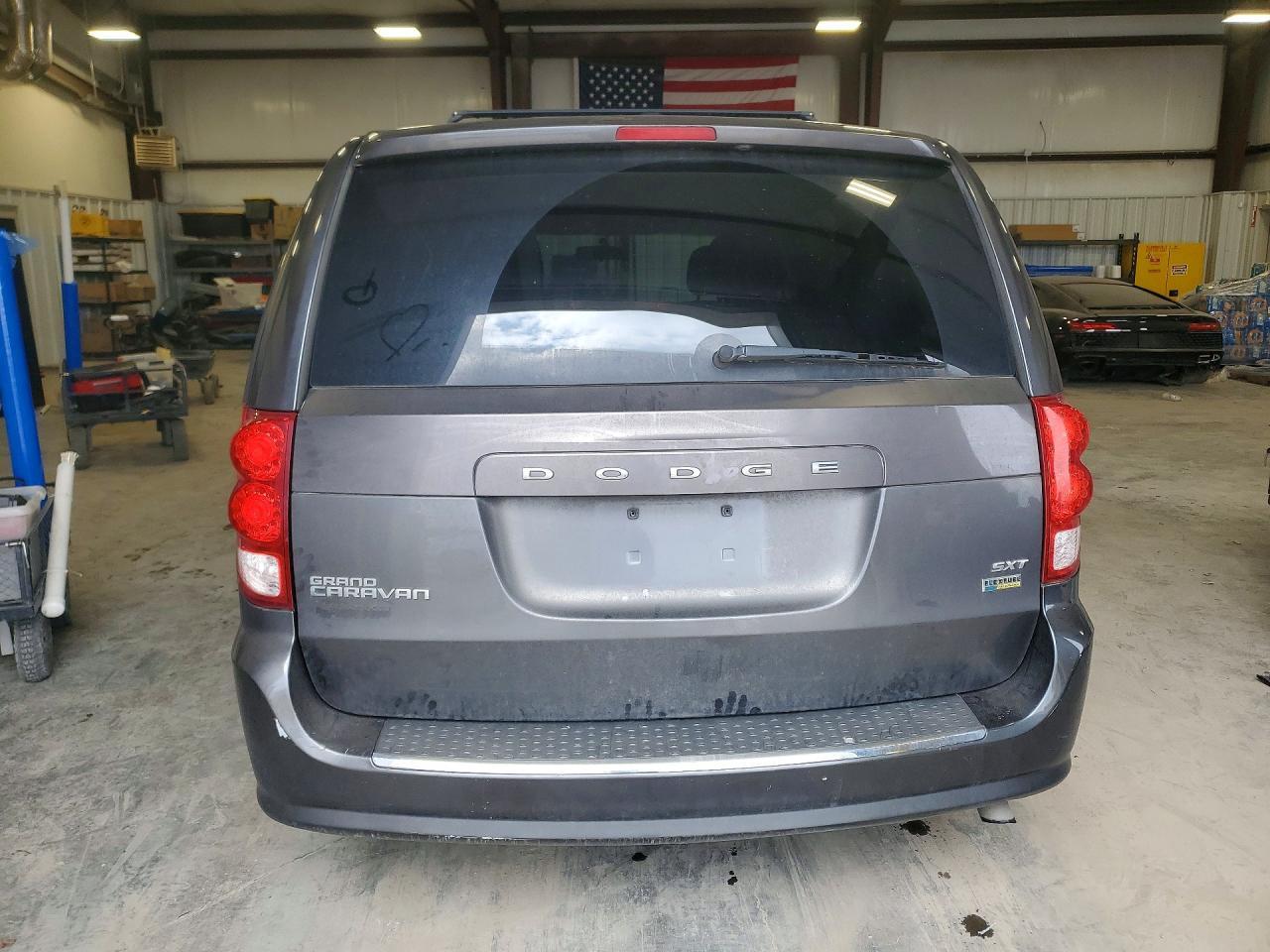 2016 Dodge Grand Caravan Sxt - Фото 6