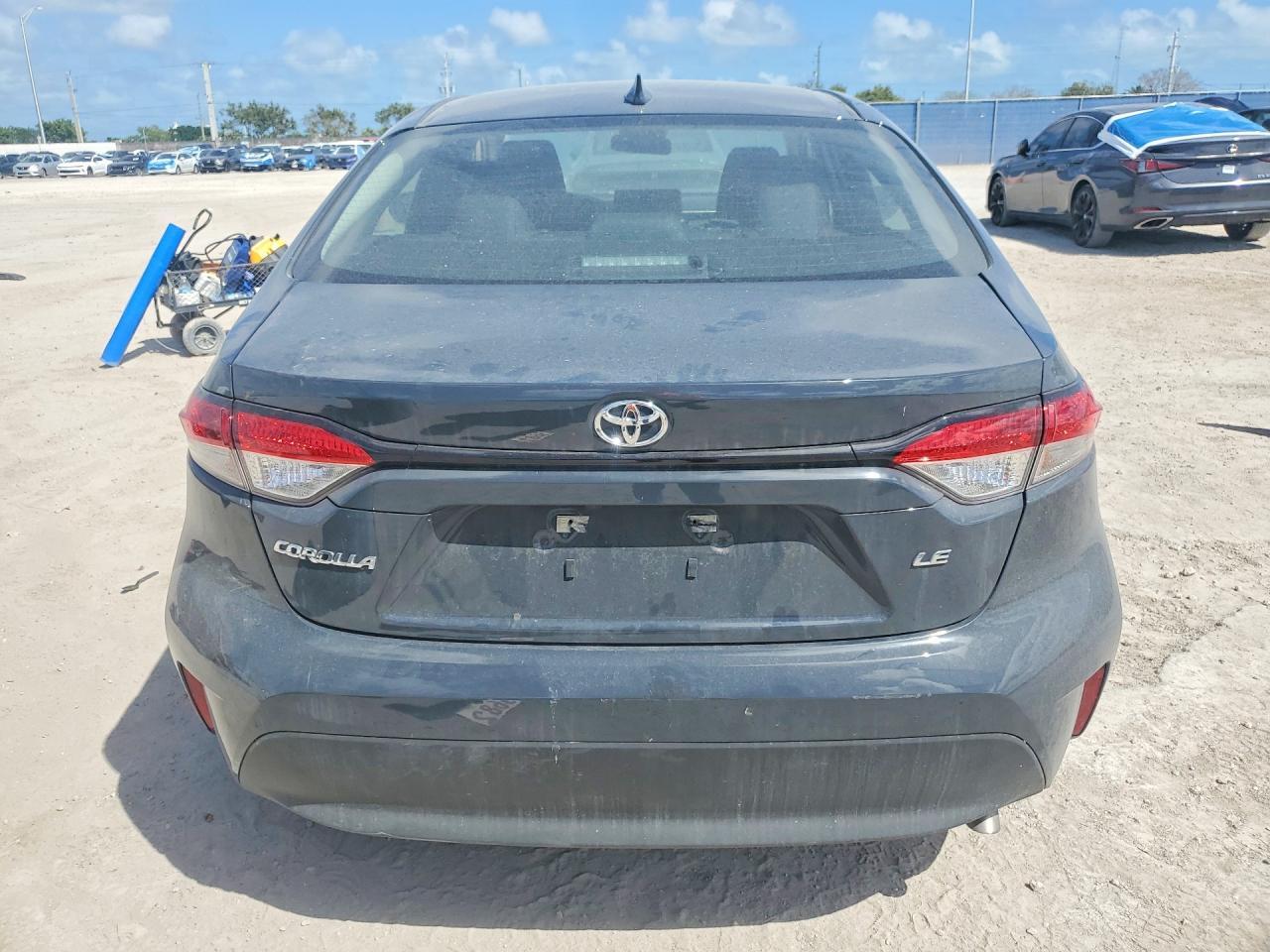 2025 Toyota Corolla Le - Фото 6