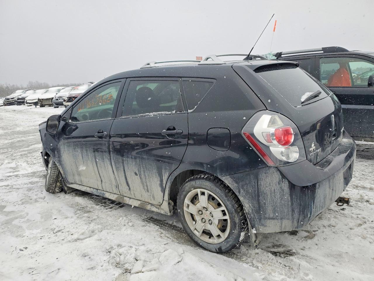 2009 Pontiac Vibe - Фото 2
