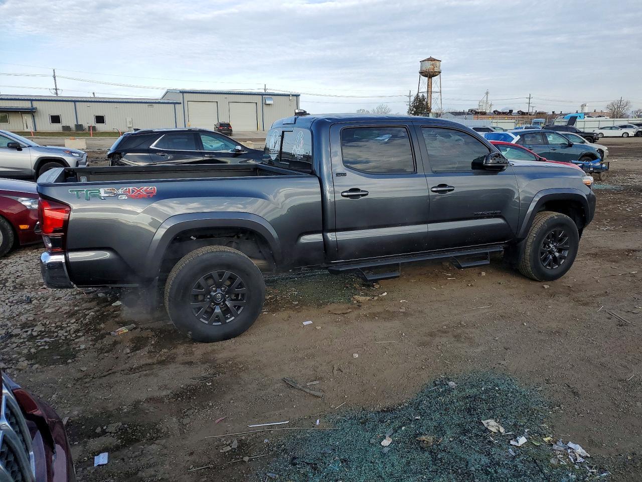 2021 Toyota Tacoma Sr5 V6 - Image 3