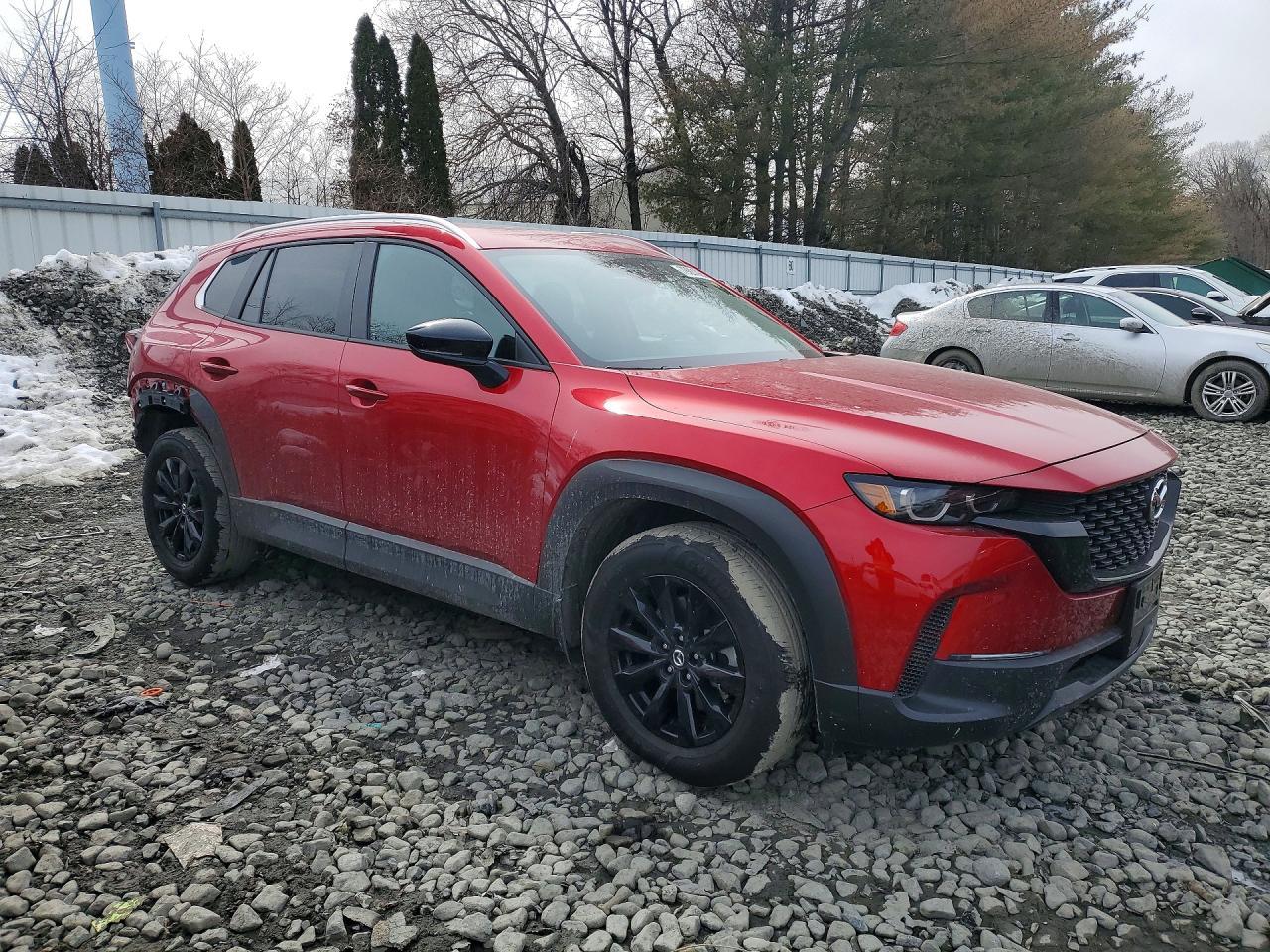 2025 Mazda Cx-50 Premium - Image 4