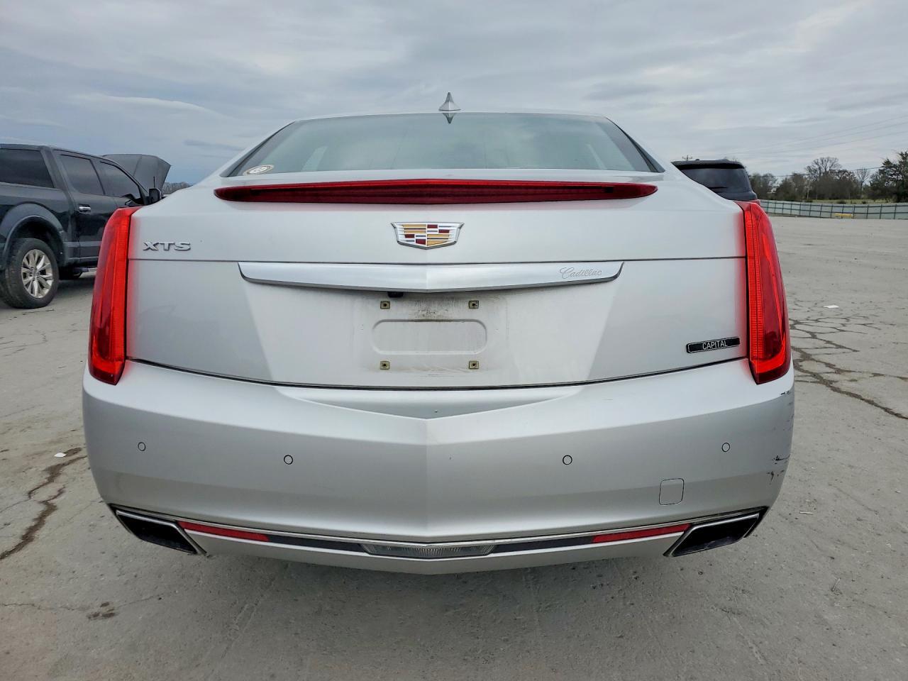 2017 Cadillac Xts Luxury - Image 6