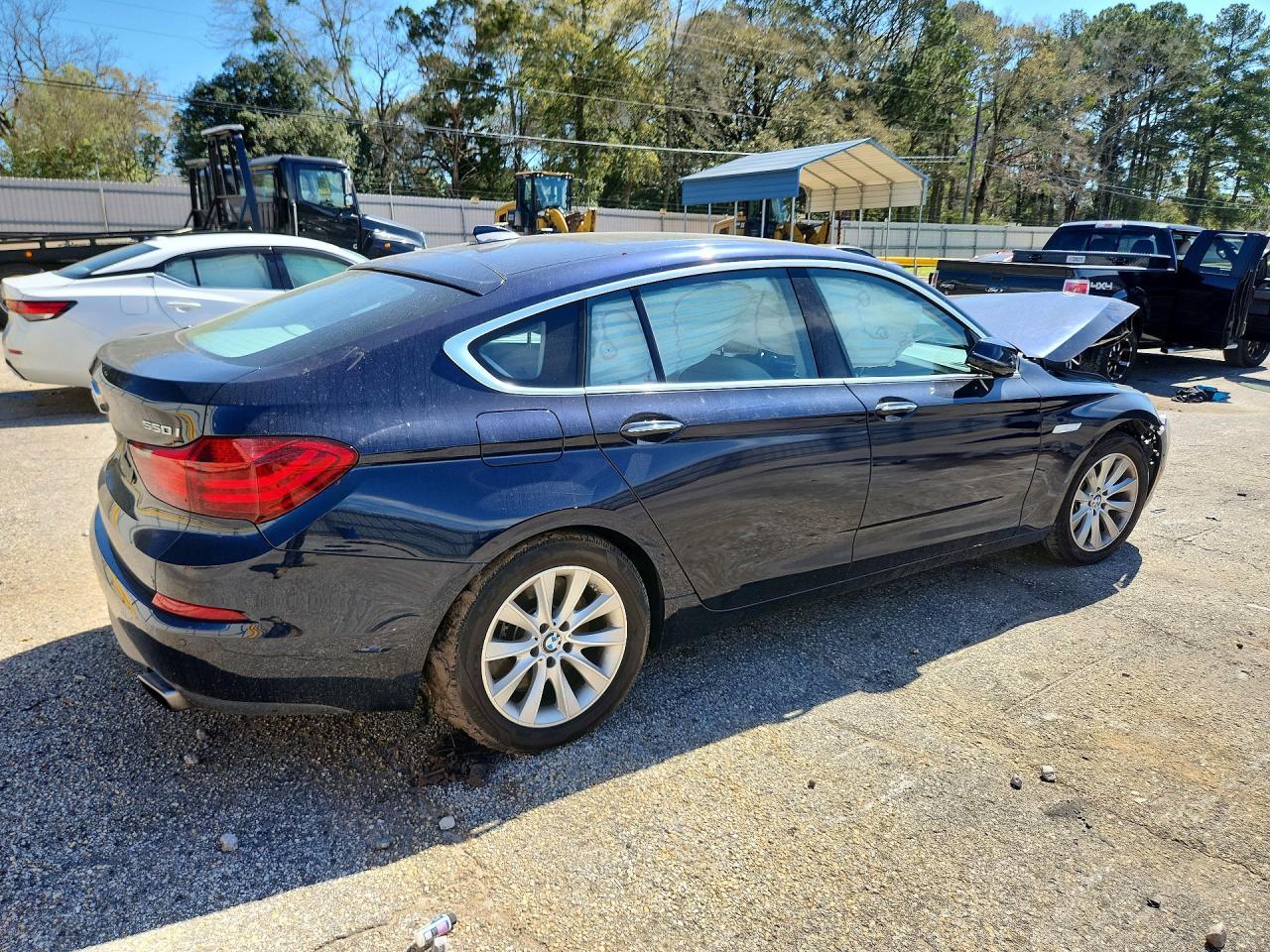2015 BMW 550 Xigt - Фото 3
