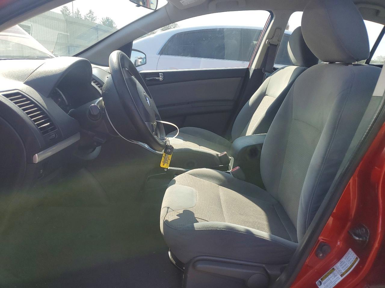 2011 Nissan Sentra 2.0 - Фото 7
