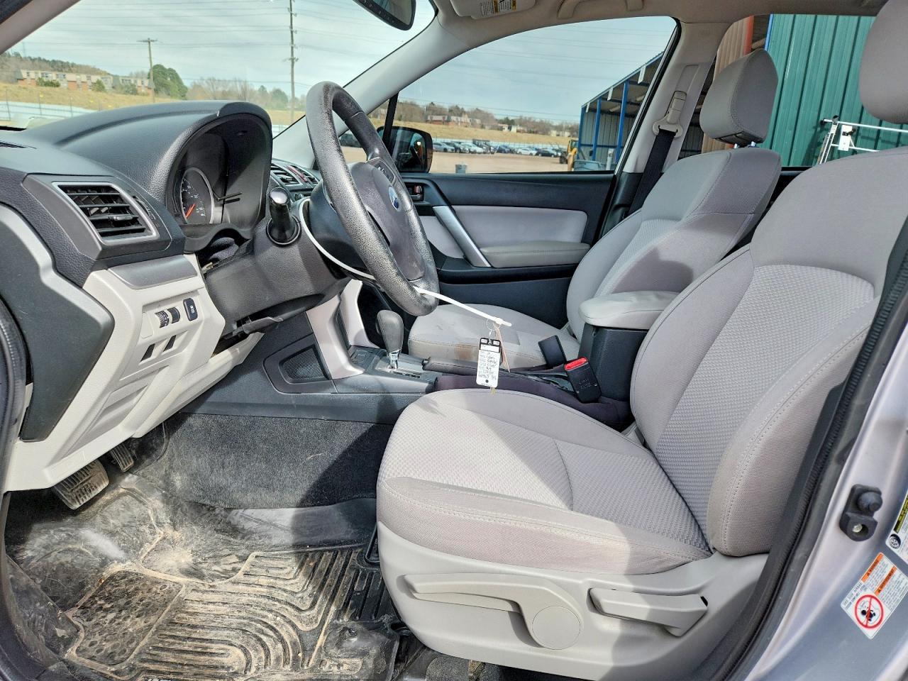 2016 Subaru Forester 2.5I - Image 7