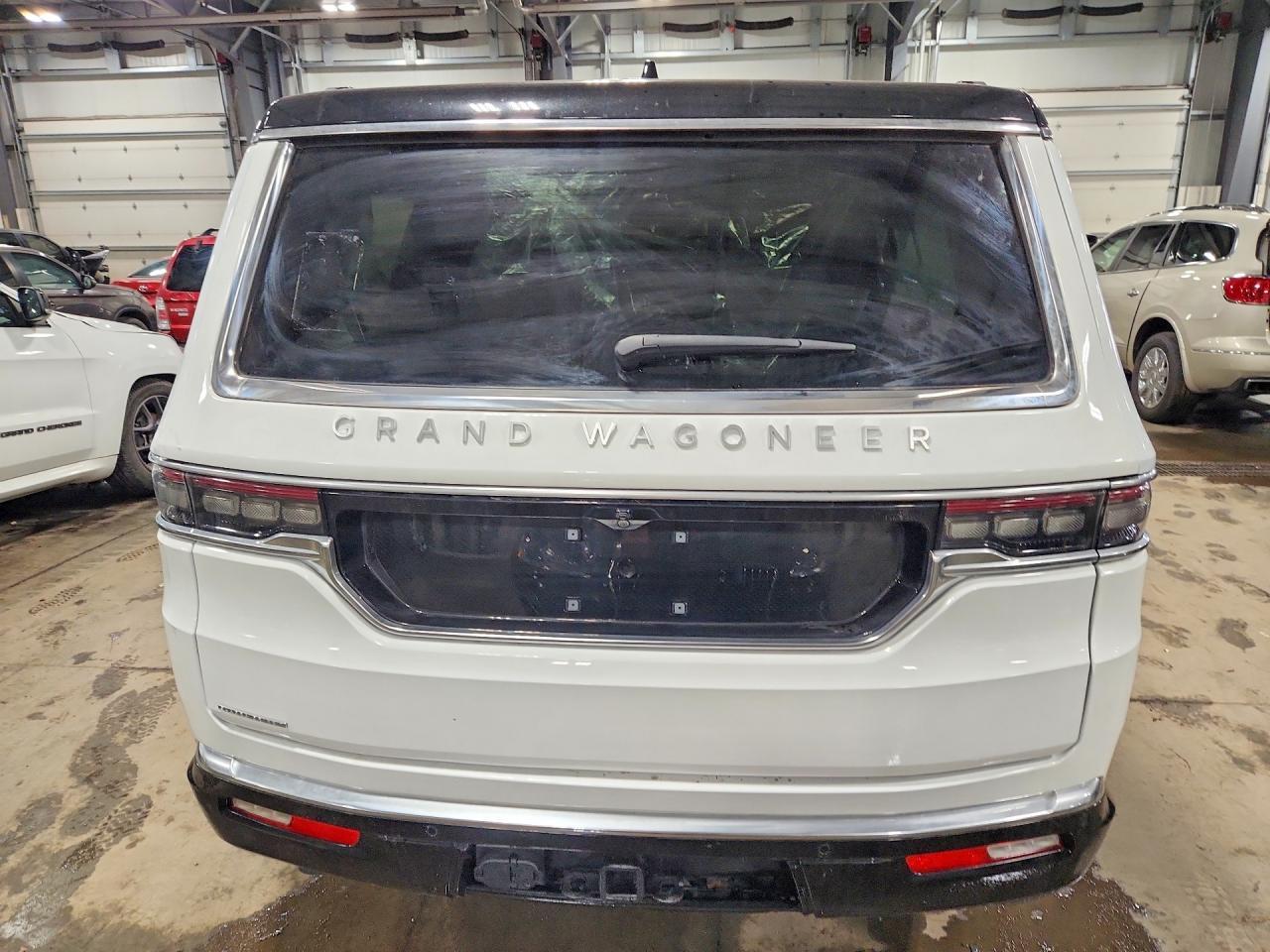 2023 Jeep Grand Wagoneer Series I - Фото 6