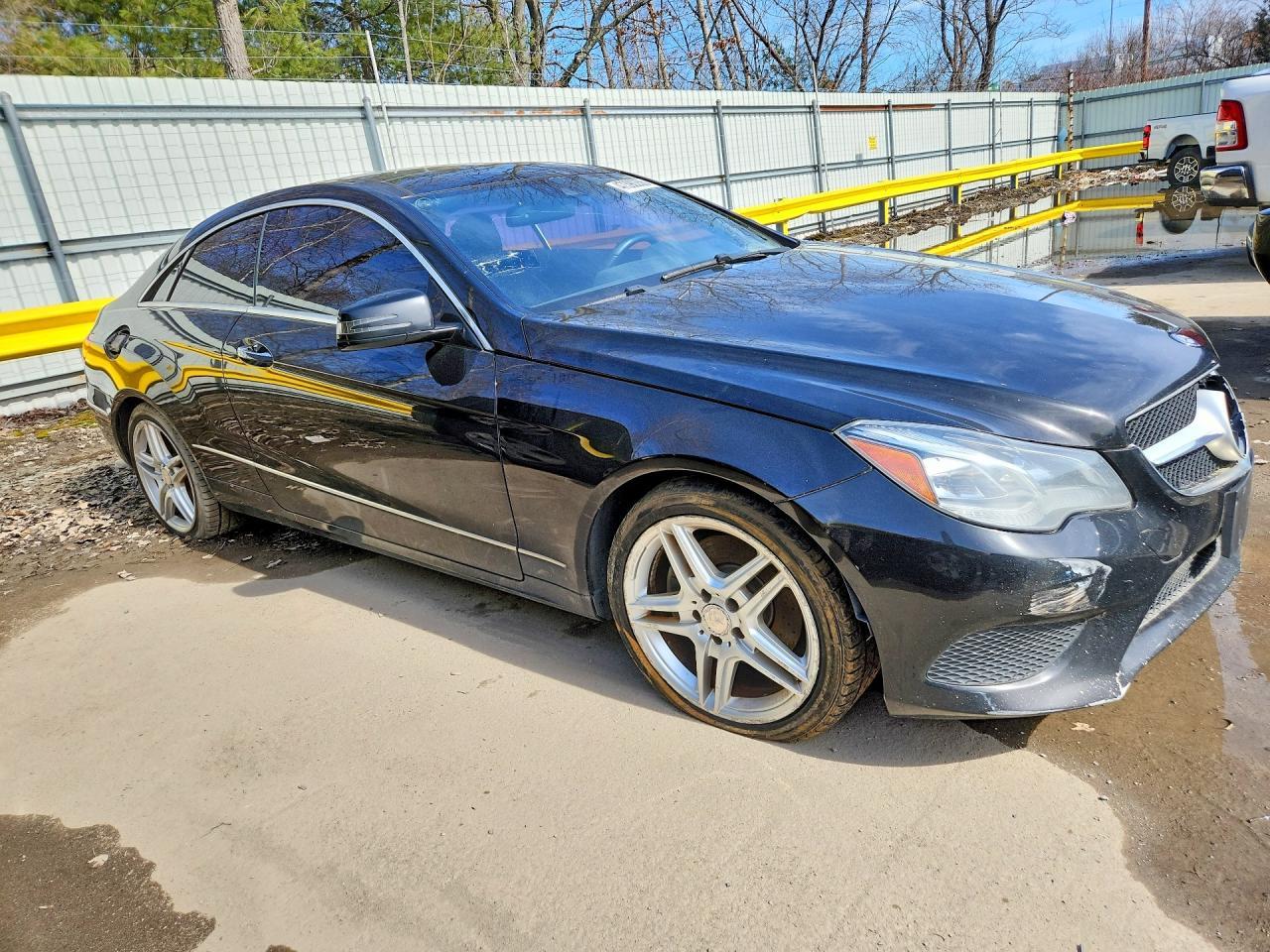 2015 Mercedes-Benz E400 - Фото 4