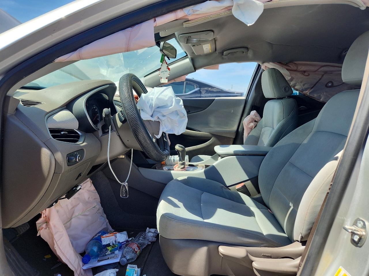 2017 Chevrolet Malibu Ls - Фото 7