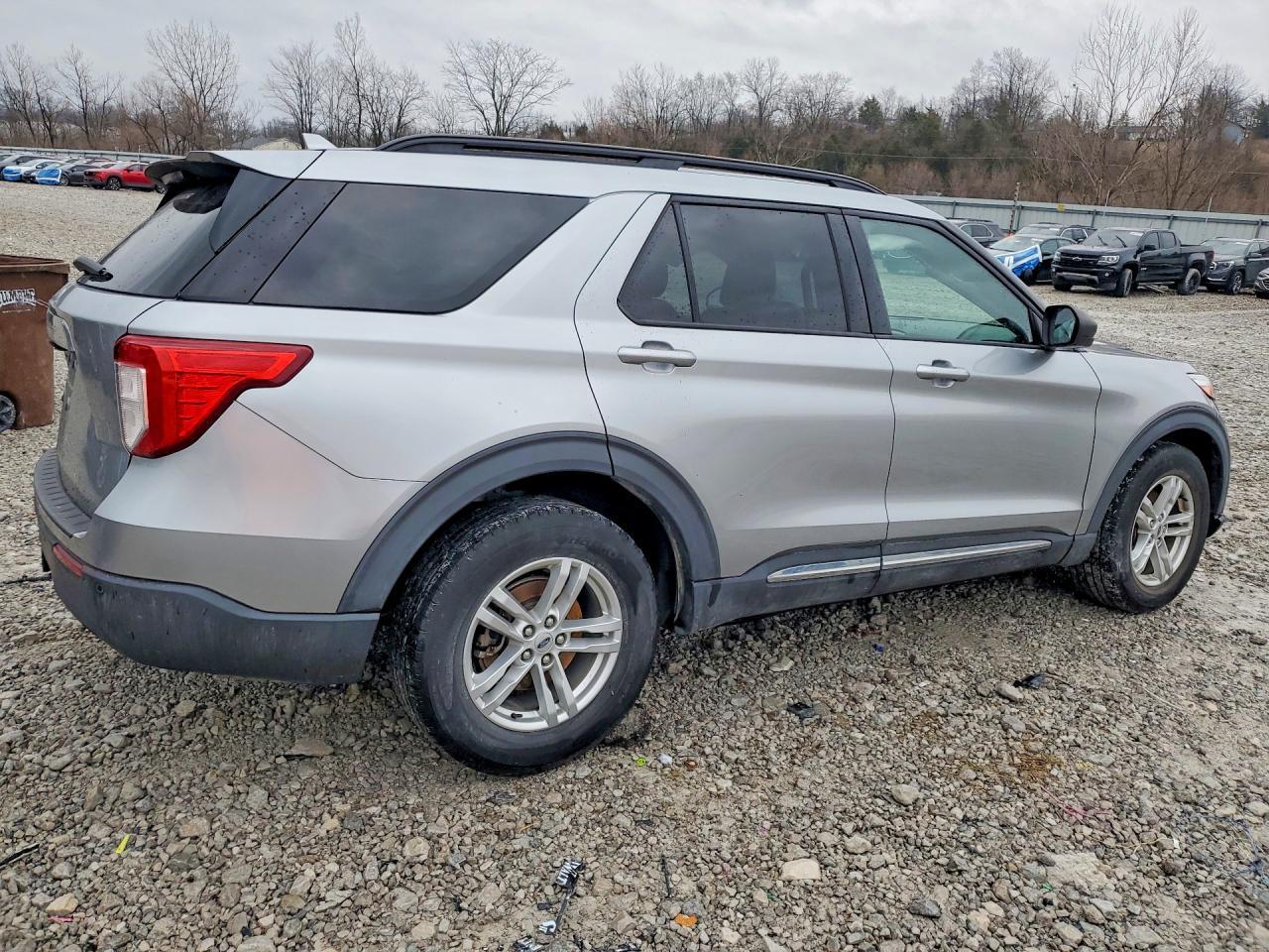 2020 Ford Explorer Xlt - Фото 3