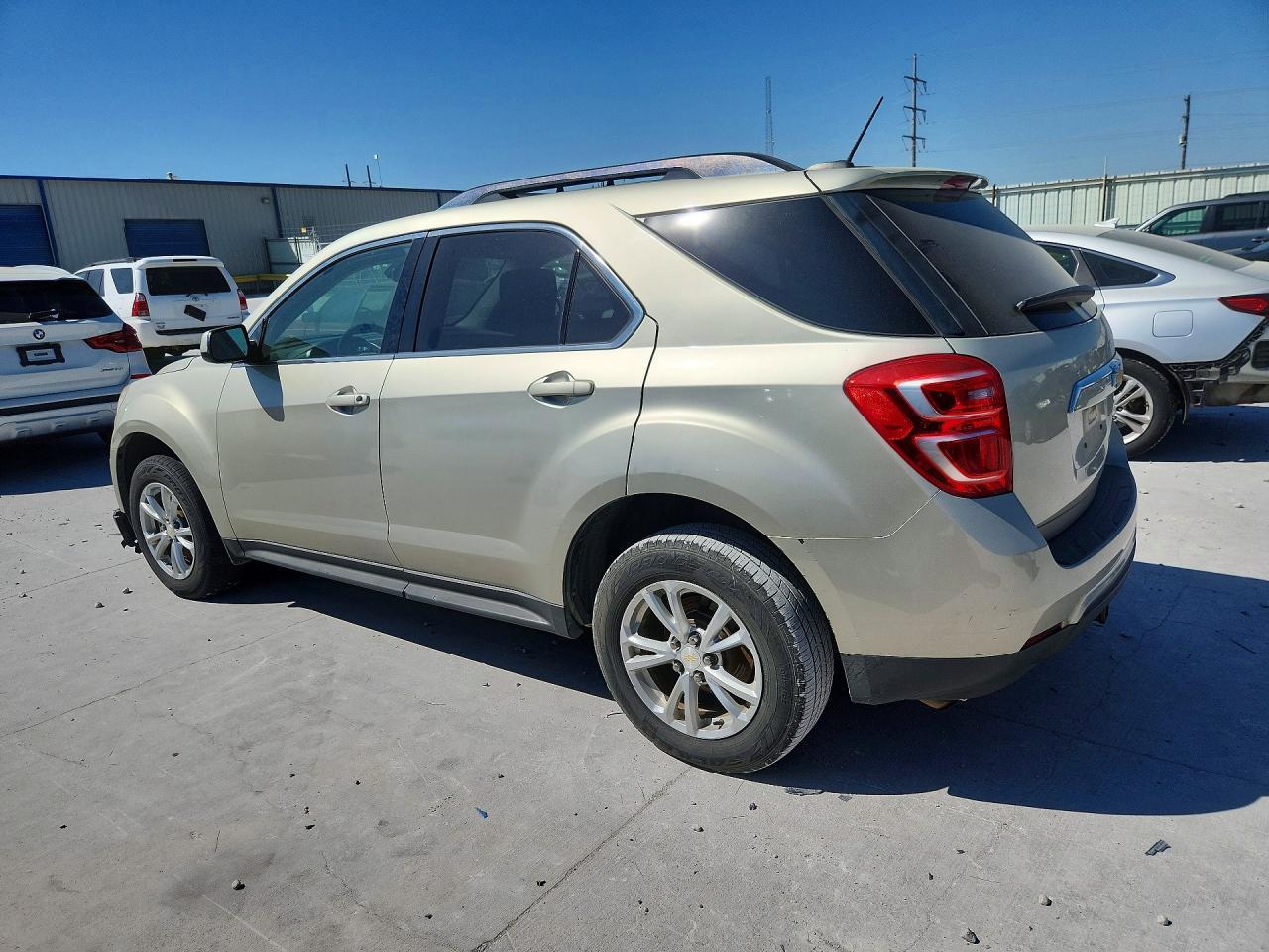 2016 Chev Equinox - Image 2