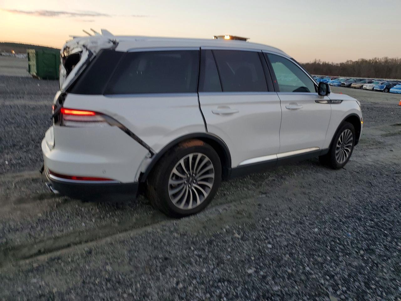 2023 Lincoln Aviator Reserve - Фото 3