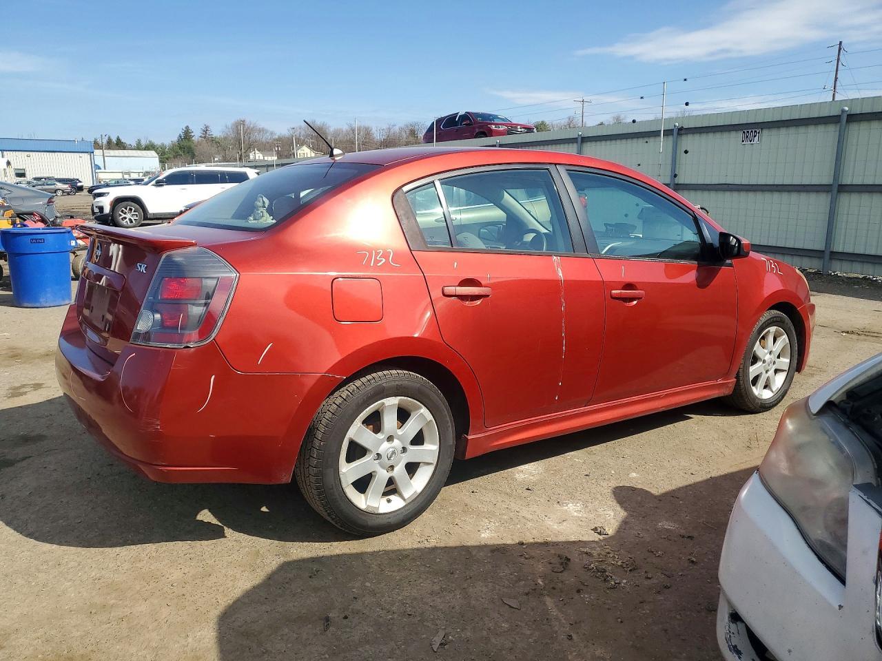 2011 Nissan Sentra 2.0 - Фото 3