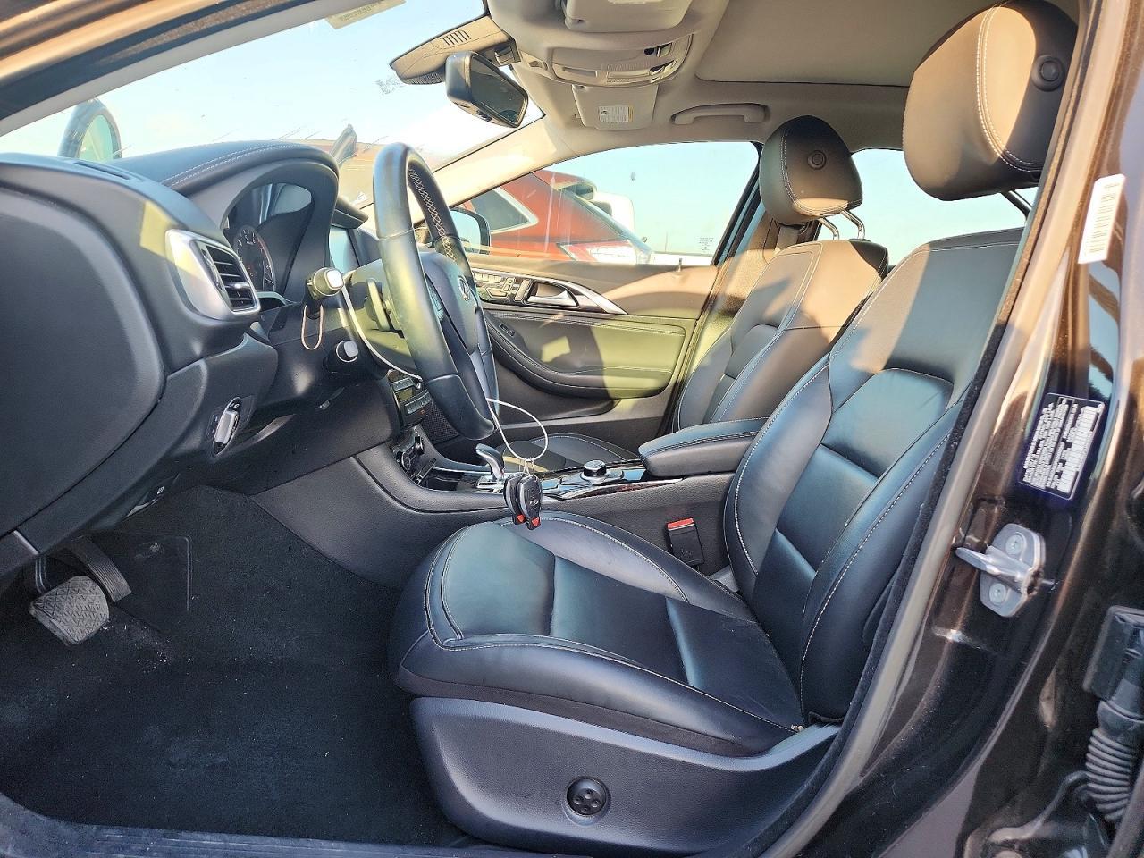2018 Infiniti Qx30 Essential - Image 7