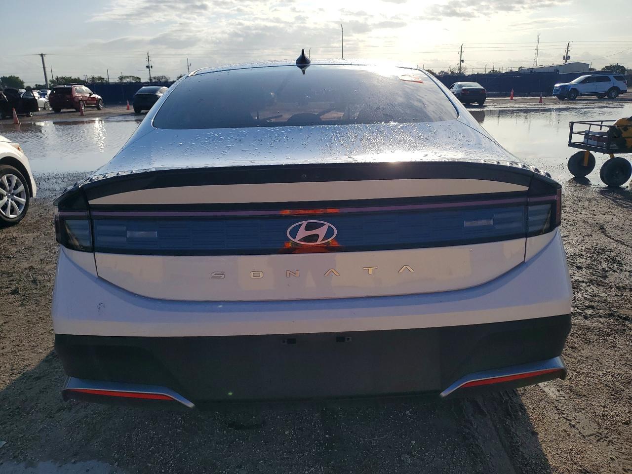 2025 Hyundai Sonata Se - Фото 6