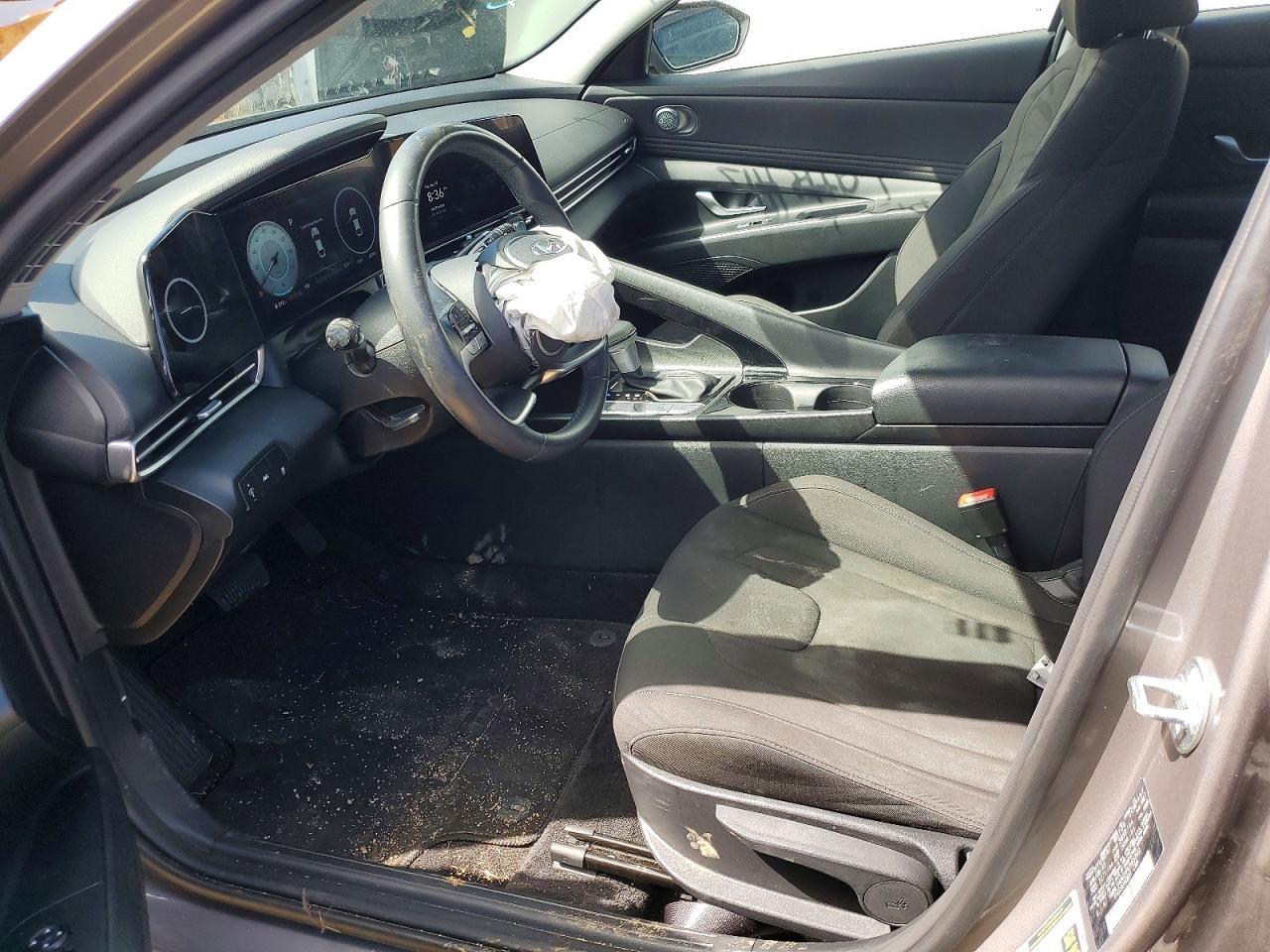 2023 Hyundai Elantra Sel - Фото 7