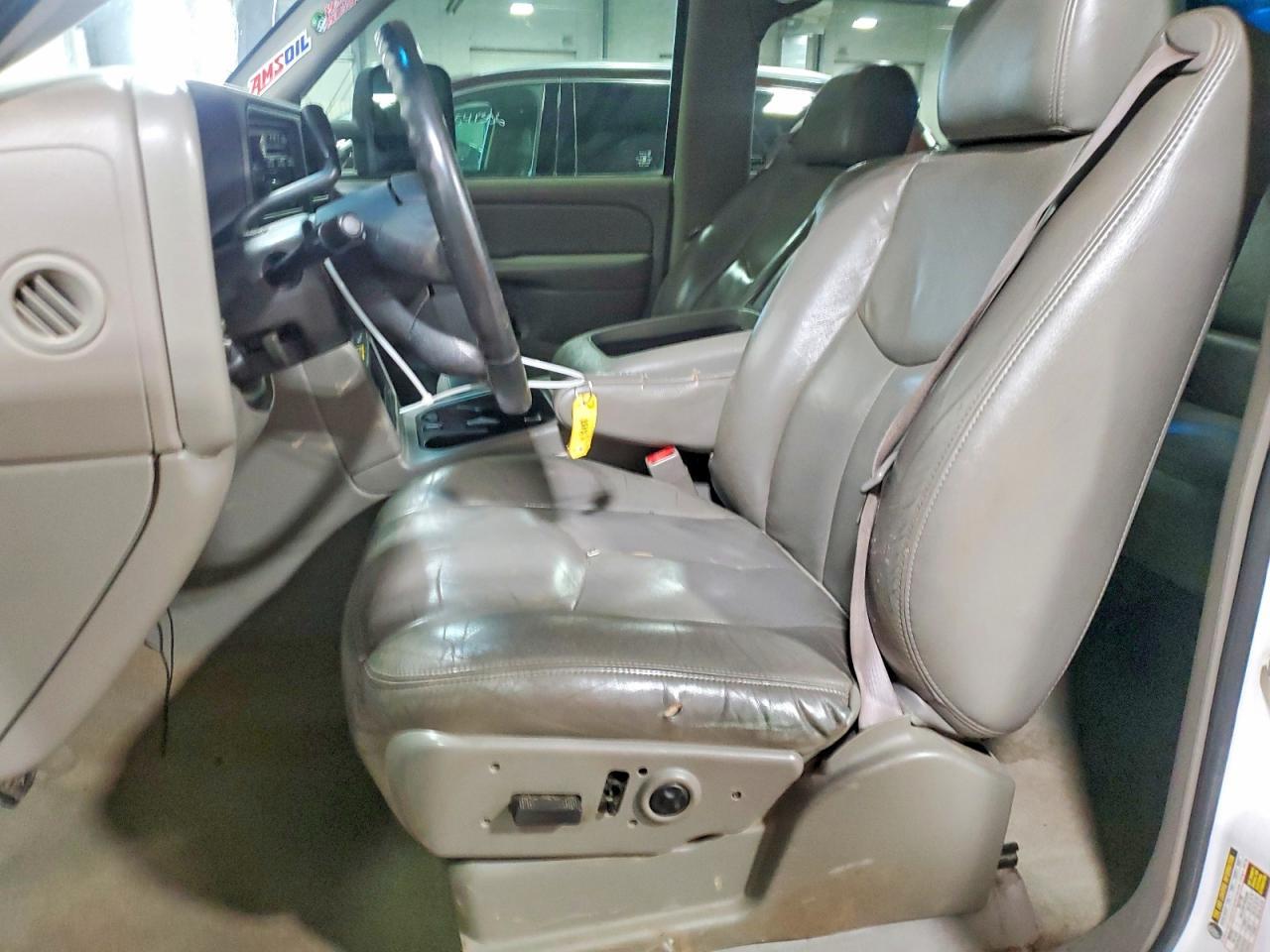2005 Chevrolet Silverado K2500 Heavy Duty - Image 7