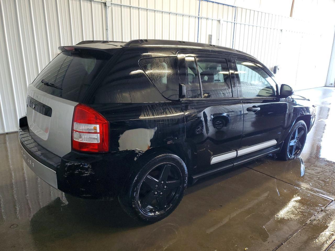 2010 Jeep Compass Sport - Image 3
