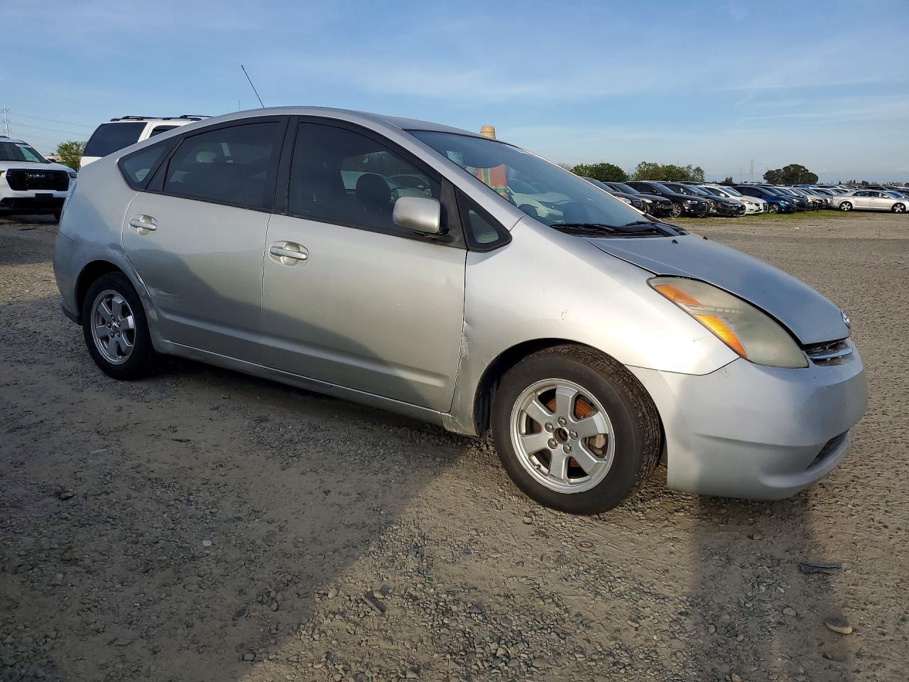 2004 Toyota Prius Base - Image 4