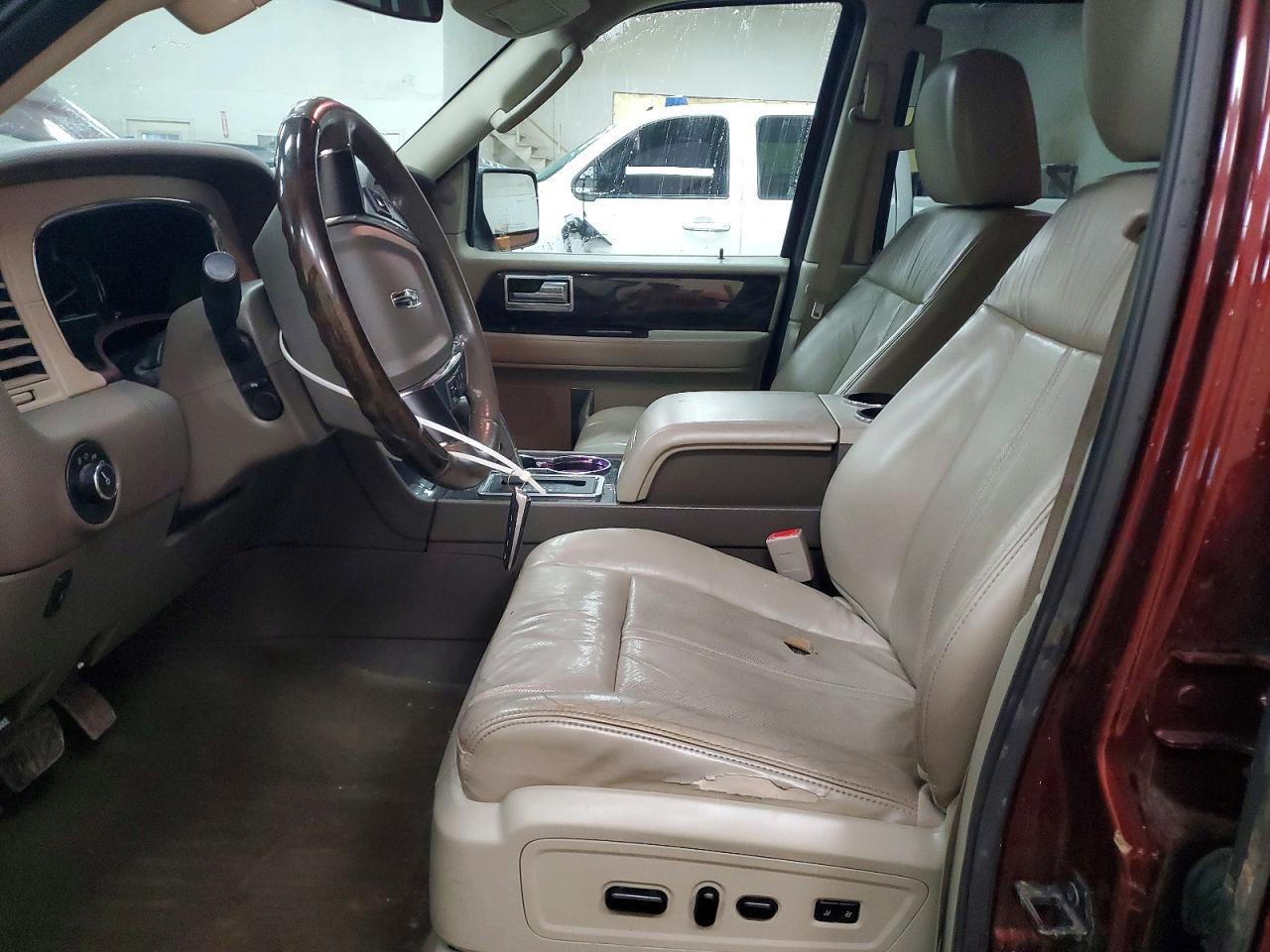 2015 Lincoln Navigator L - Фото 7
