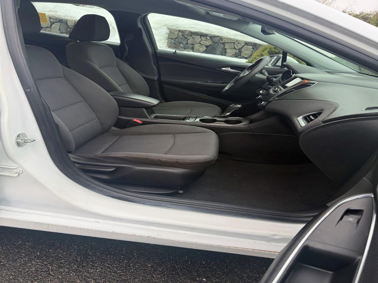 2019 Chev Cruze Ls White - Фото 5