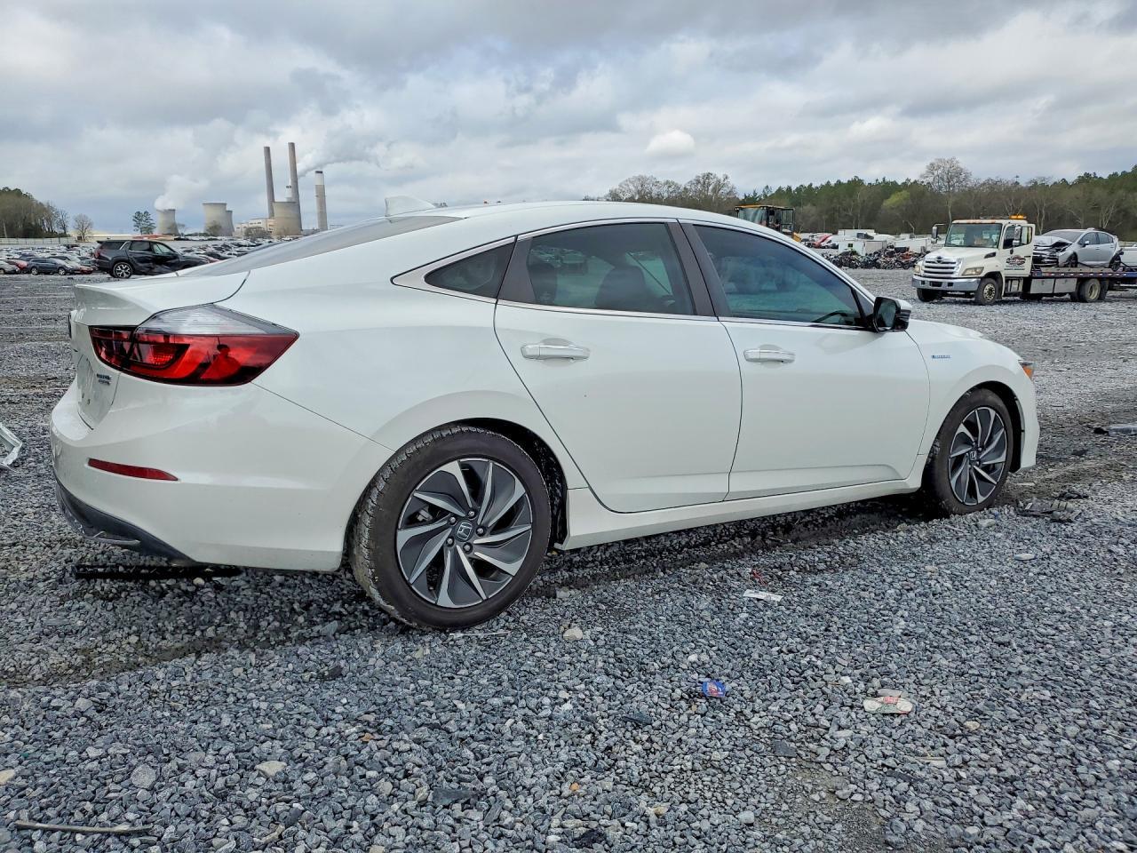 2020 Honda Insight Touring - Фото 3