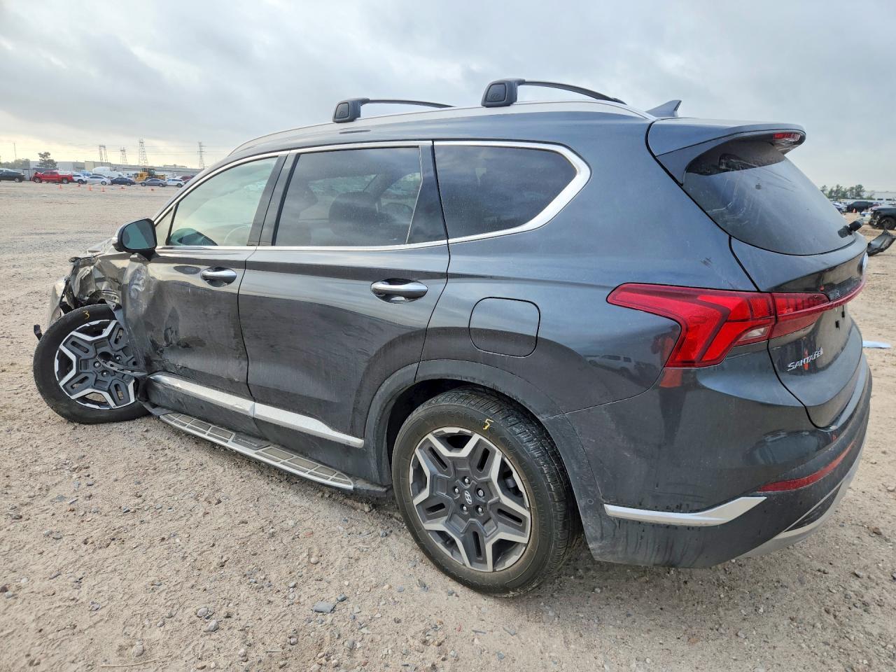 2022 Hyundai Santa Fe Limited - Фото 2